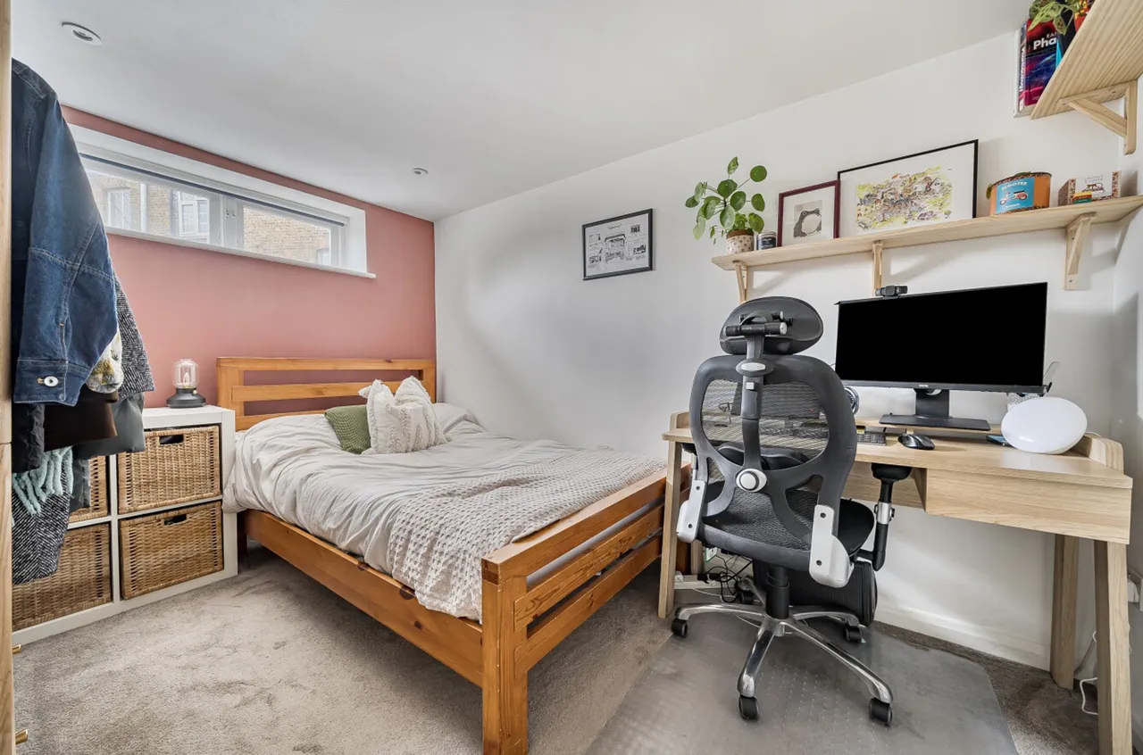 Flat 2, 39 Loughborough Road, London, London, SW9 7TB, photo 9