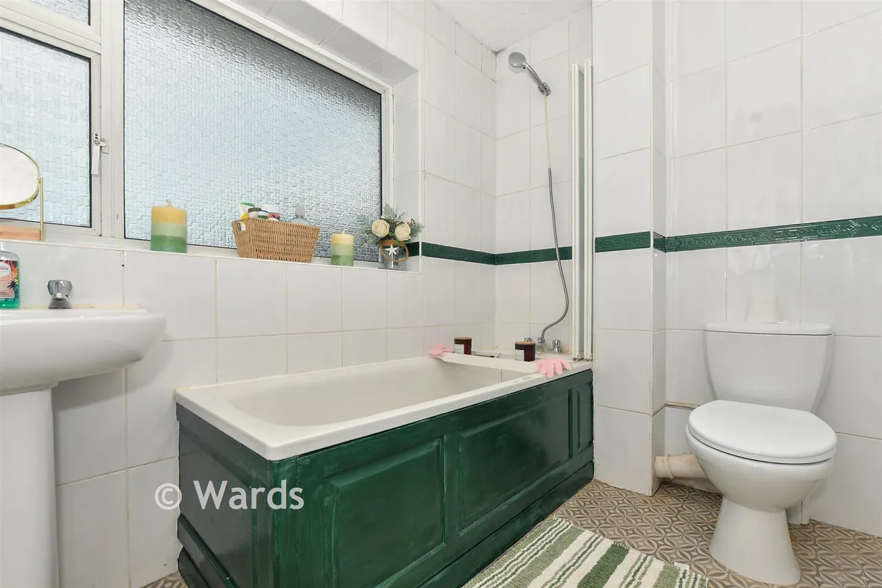 Swan Lane, Sellindge, TN25, photo 17