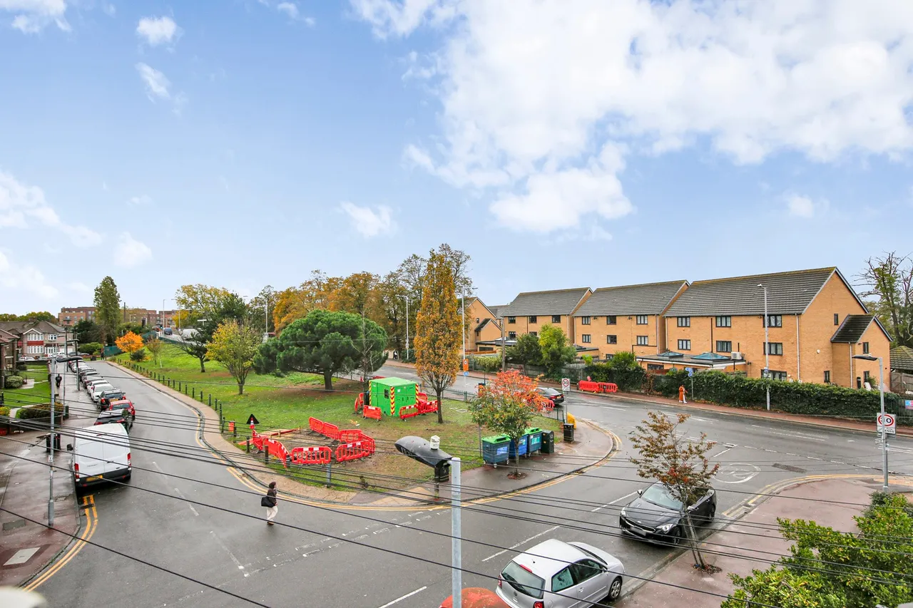 The Drive, Barking, IG11, photo 18