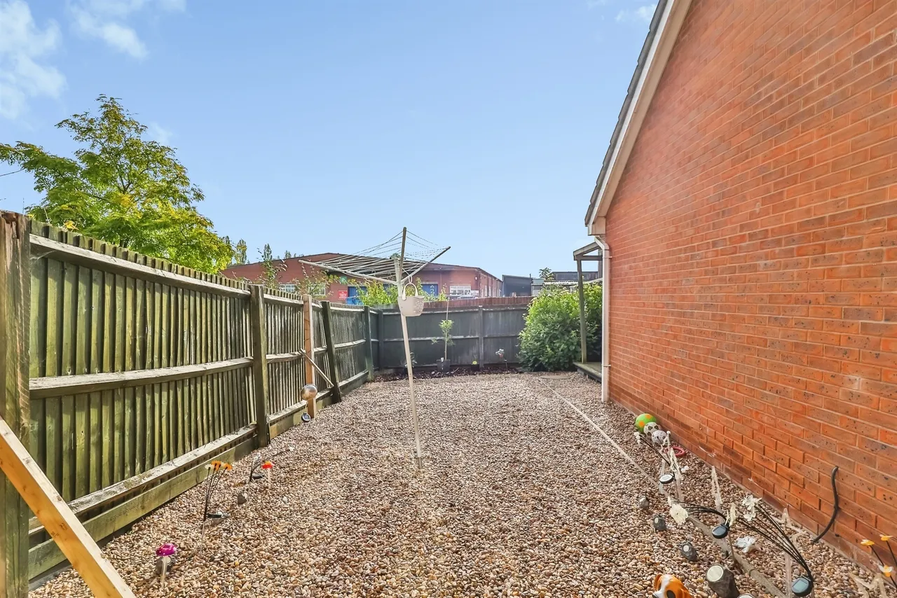 Charnos Street, Ilkeston, DE7, photo 18