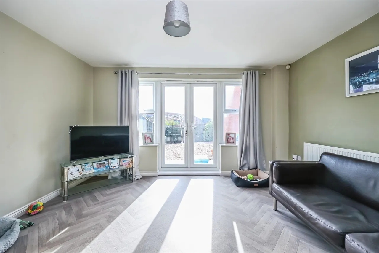 Charnos Street, Ilkeston, DE7, photo 2