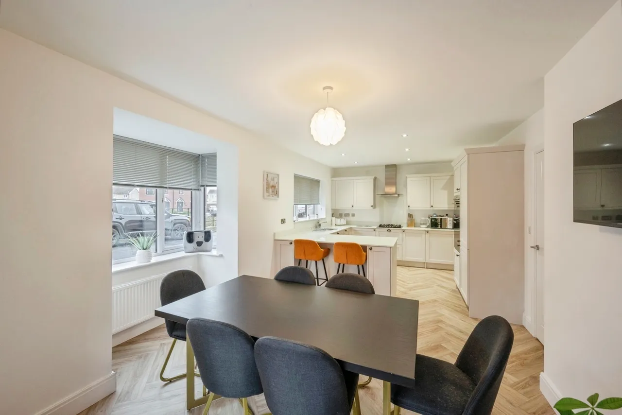 Haydn Griffiths Way, Armthorpe, Doncaster, South Yorkshire, DN3, photo 6