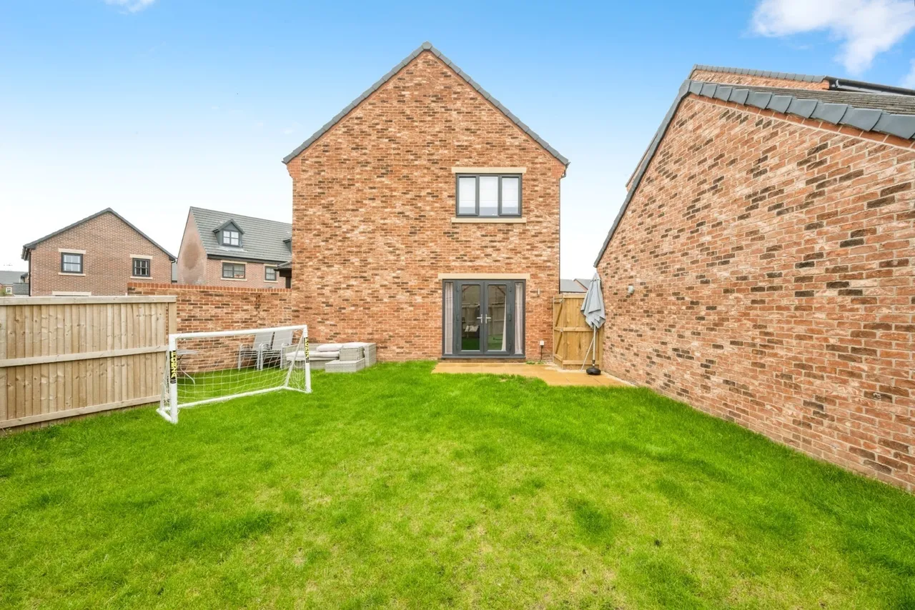 Haydn Griffiths Way, Armthorpe, Doncaster, South Yorkshire, DN3, photo 4