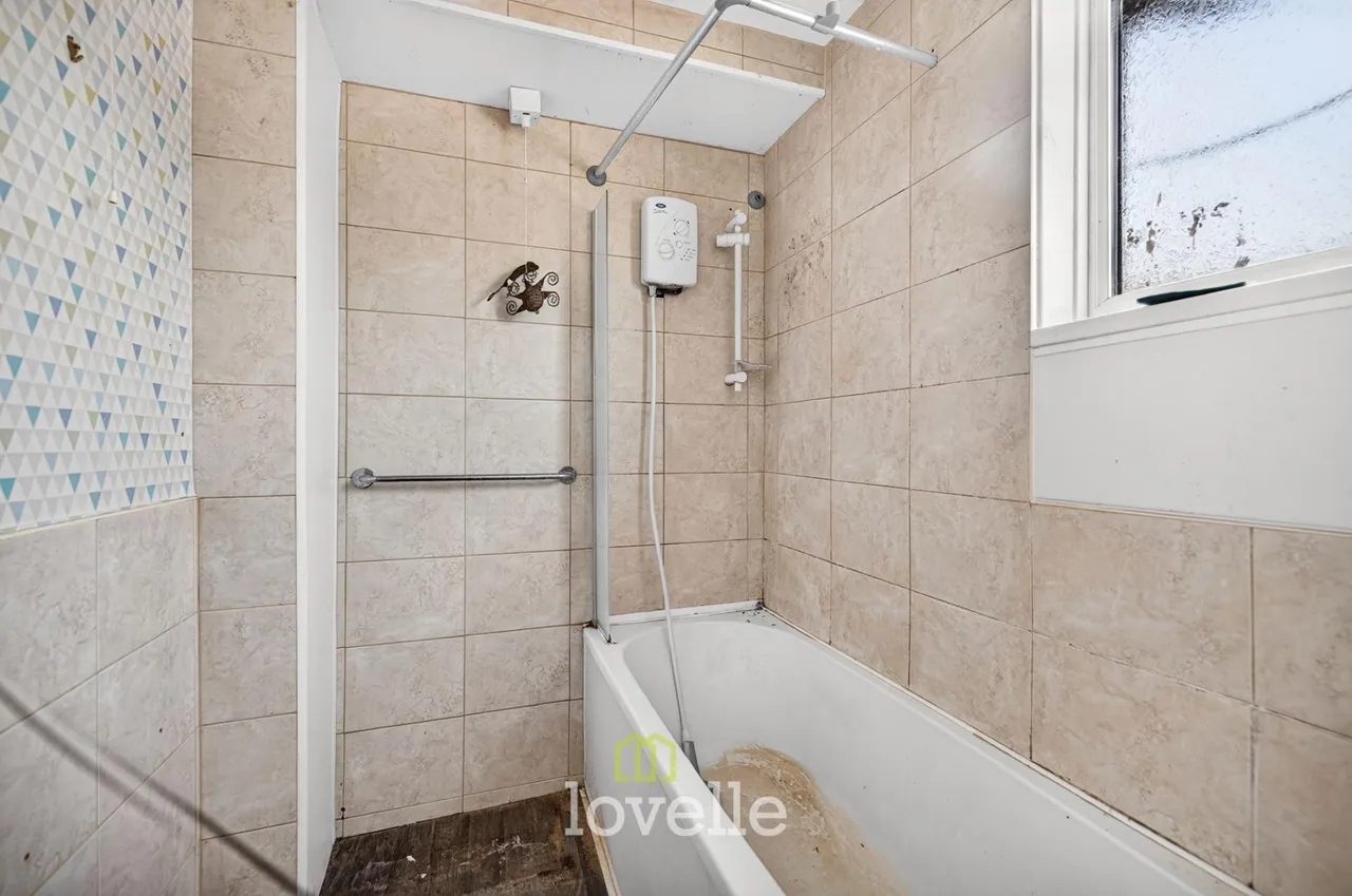 Bonby Grove, Grimsby, DN33, photo 8