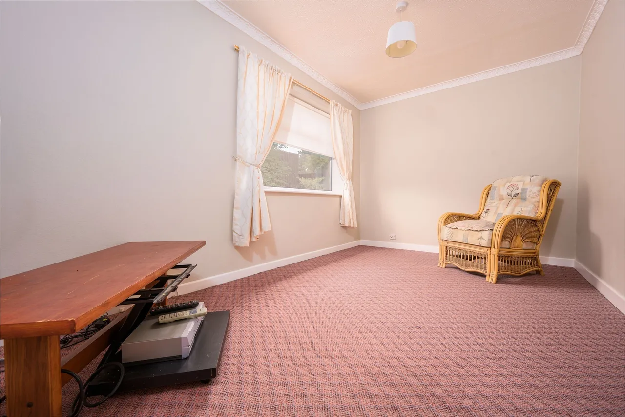 Valley Rise, Kettering, NN14, photo 8
