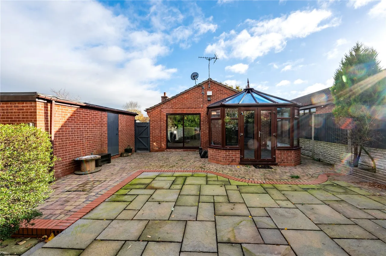 Newton Close, Redditch, Worcestershire, B98 7YR, photo 4