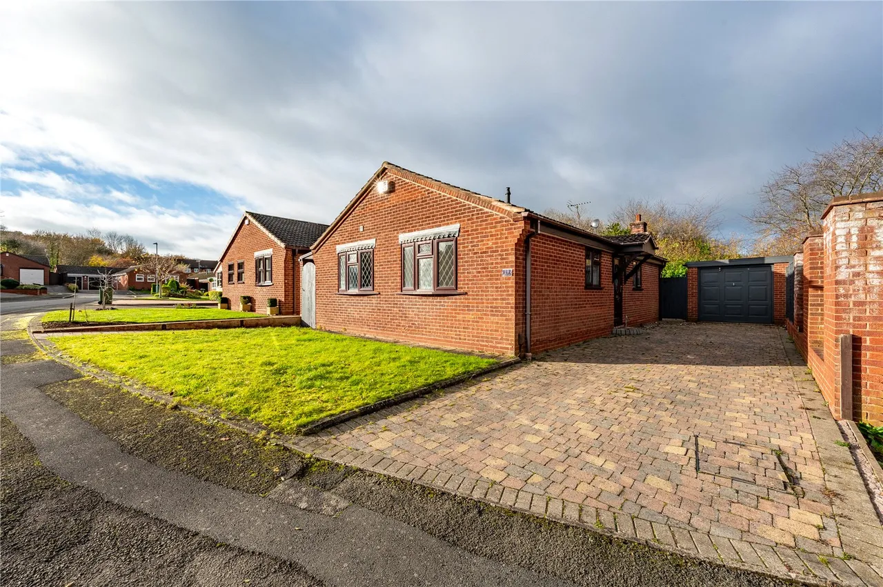 3 bed house for sale — Newton Close, Redditch, Worcestershire, B98 7YR