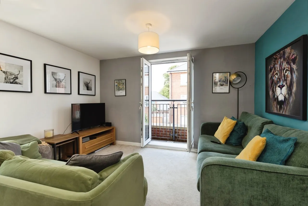 Brickfield Drive, Cheltenham, GL51, photo 2