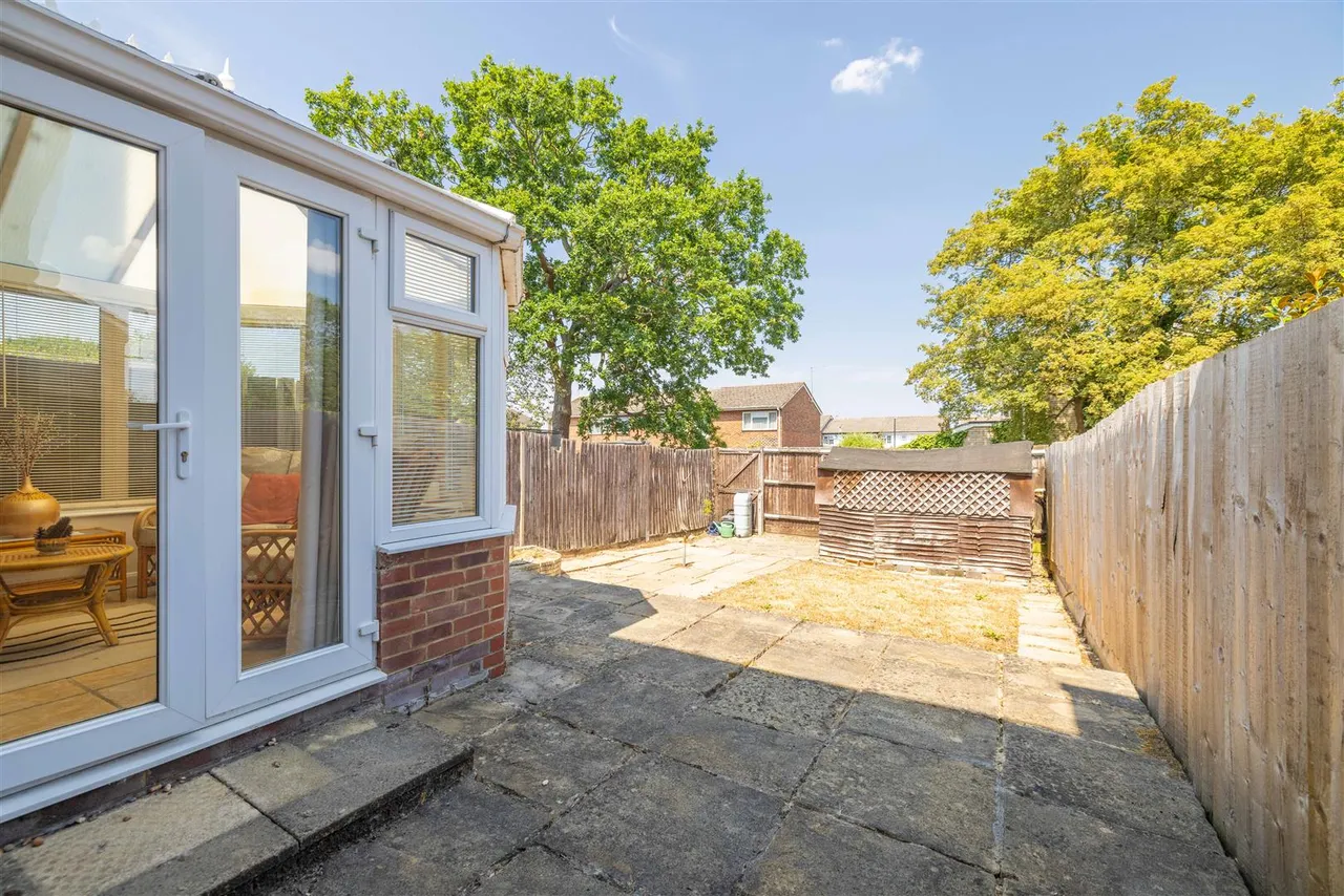 Wyatt Road, Windsor, SL4 4PF, photo 17