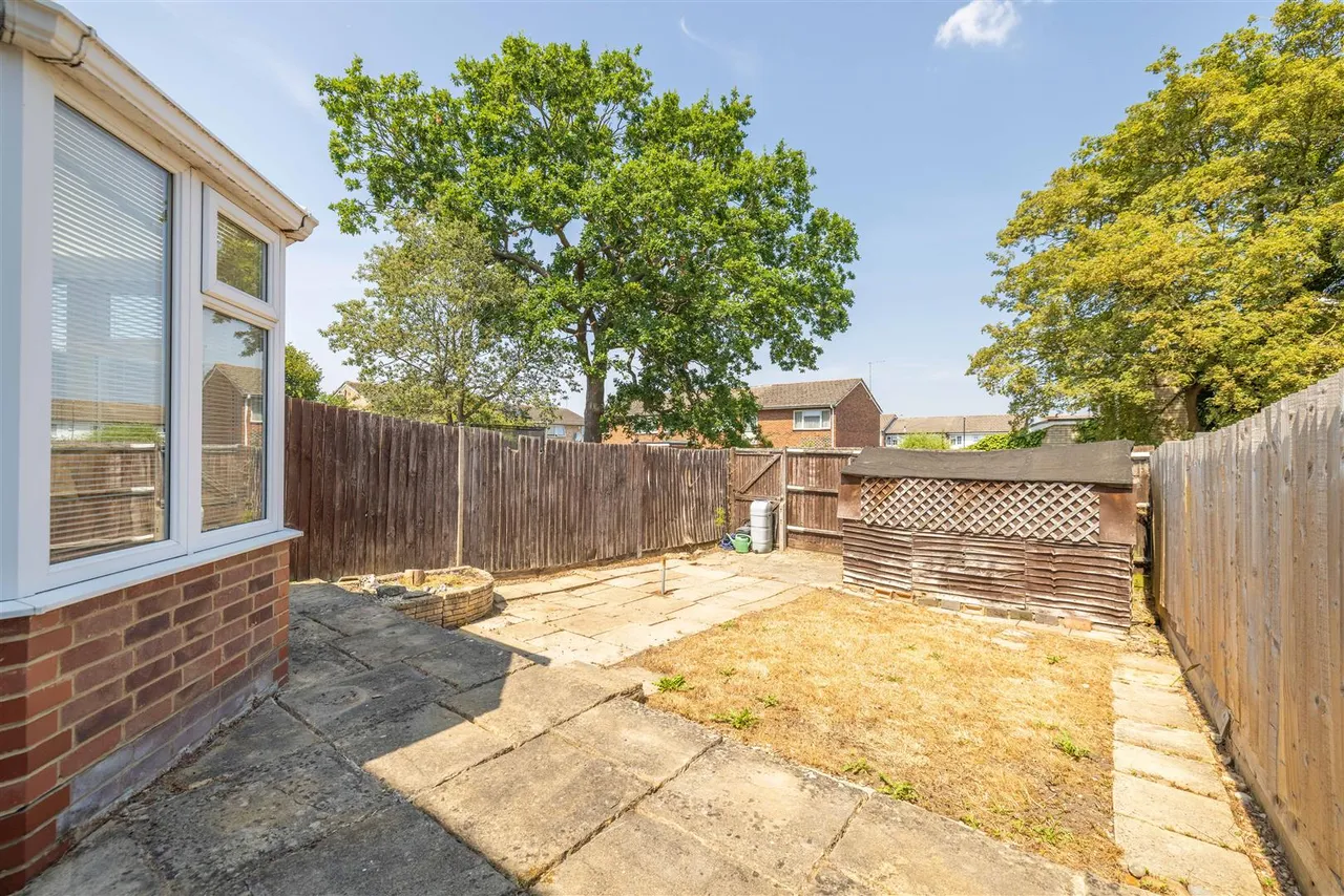 Wyatt Road, Windsor, SL4 4PF, photo 16