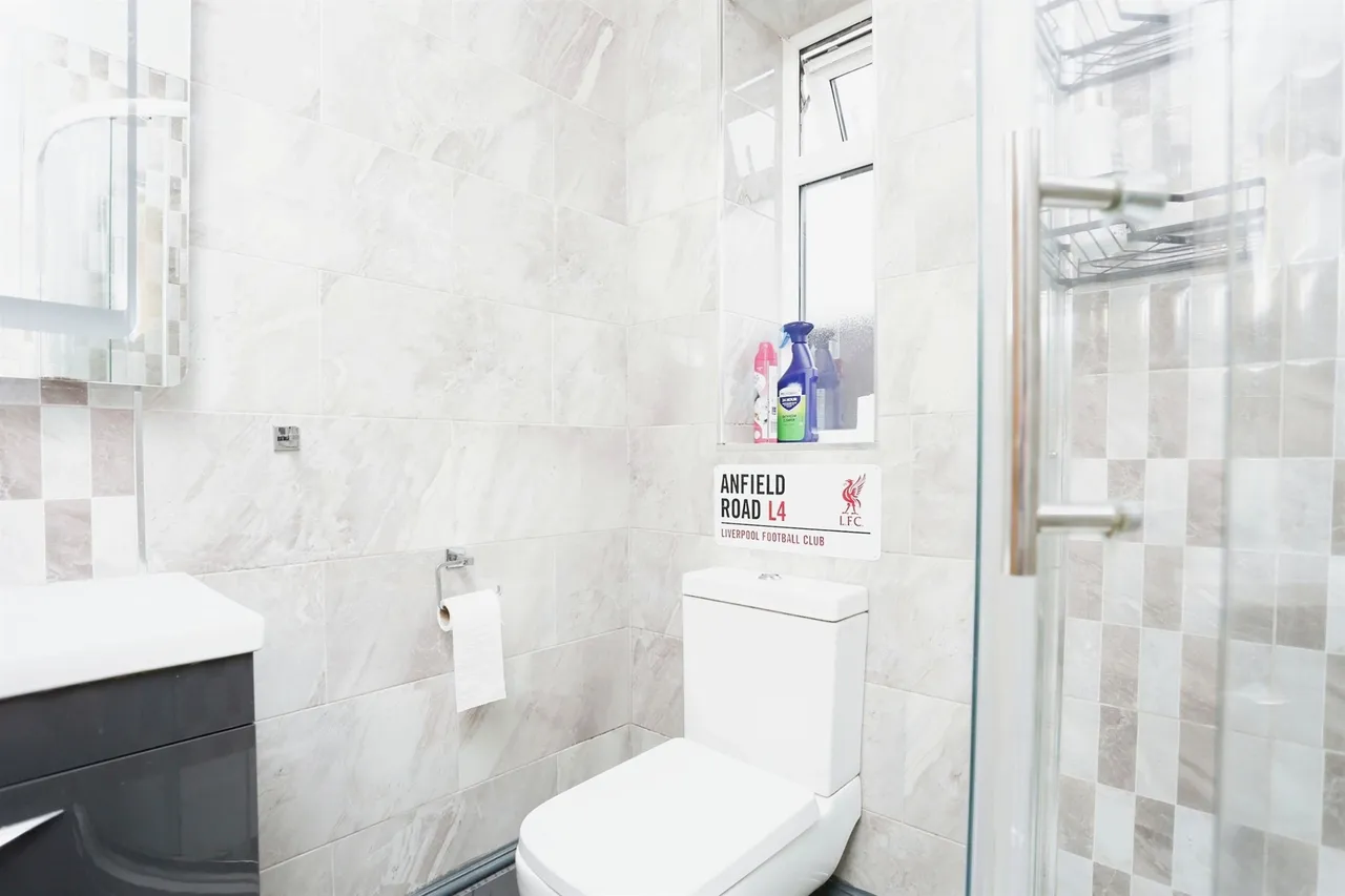 Ballater Close, Leicester, LE5, photo 9