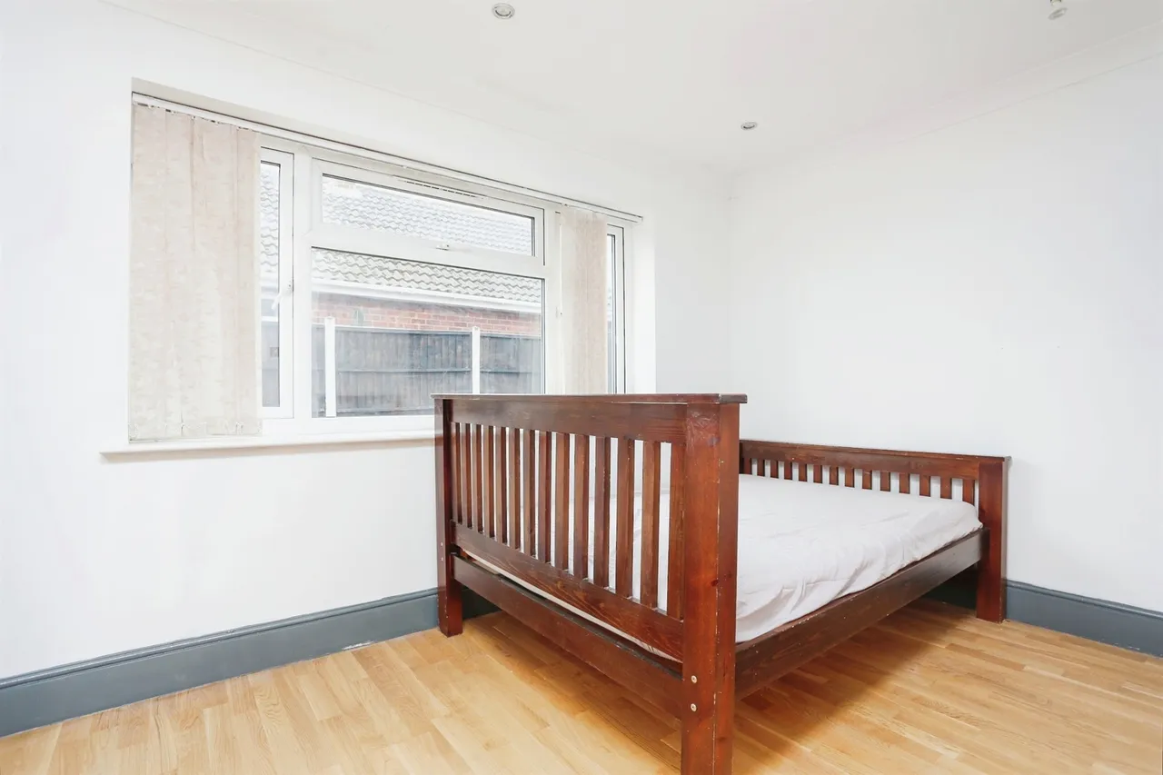 Ballater Close, Leicester, LE5, photo 5