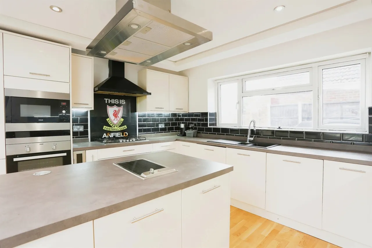 Ballater Close, Leicester, LE5, photo 3