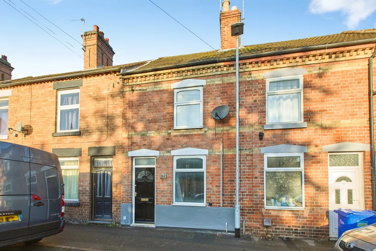 2 bed house for sale, King Street, Burton-On-Trent, DE14