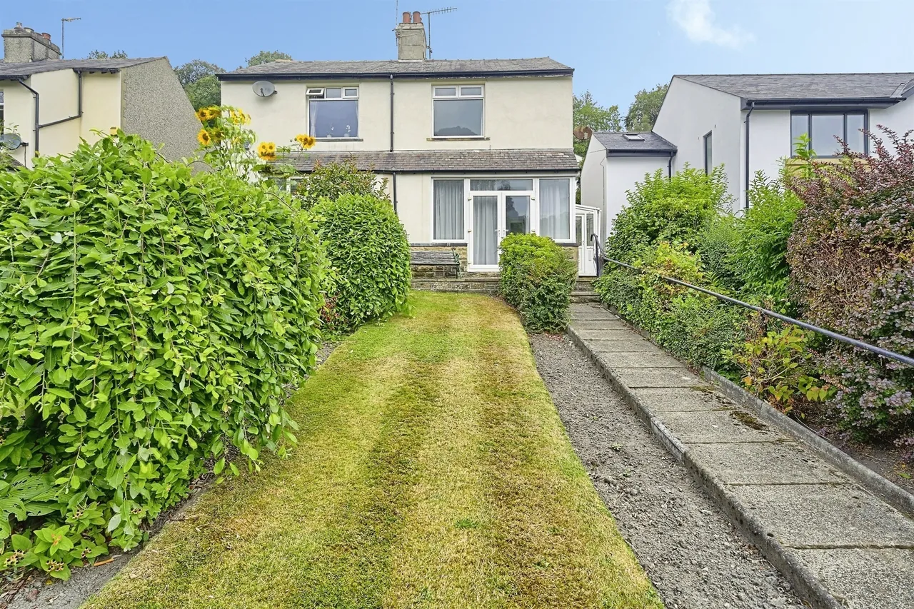2 bed house for sale — Rochdale Road, Triangle, Sowerby Bridge