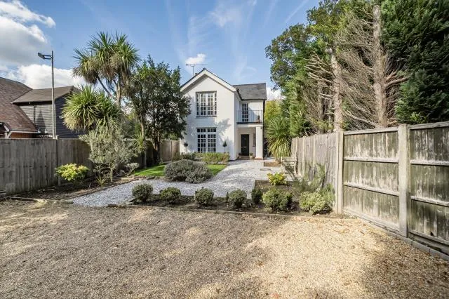 Kennel Lane, Windlesham, GU20, photo 24