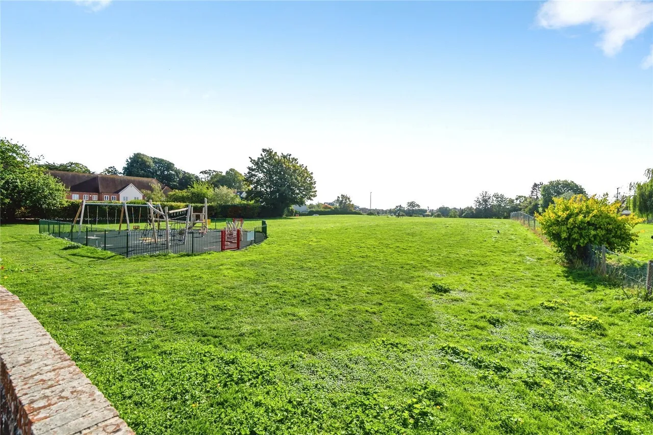 Peter Weston Place, Chichester, PO19, photo 13