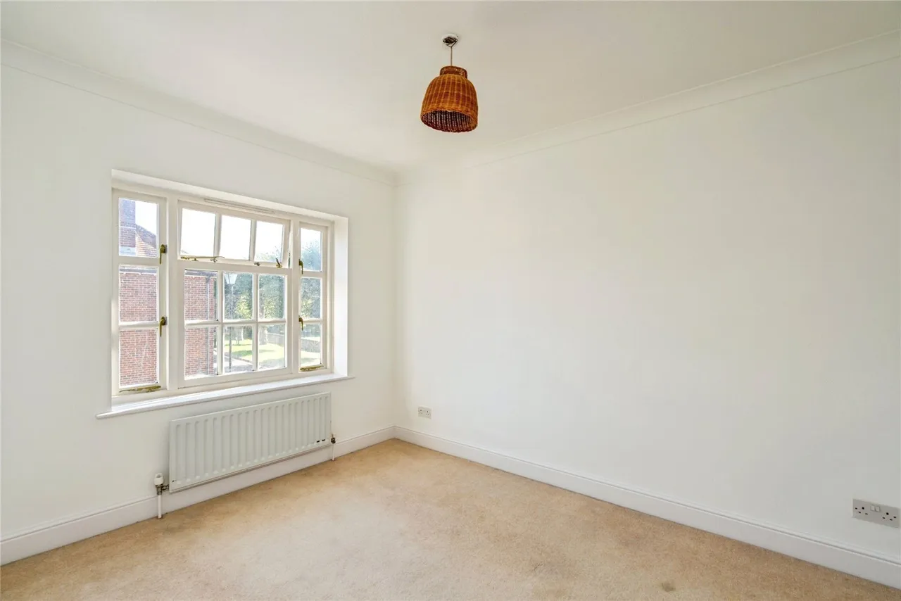 Peter Weston Place, Chichester, PO19, photo 7