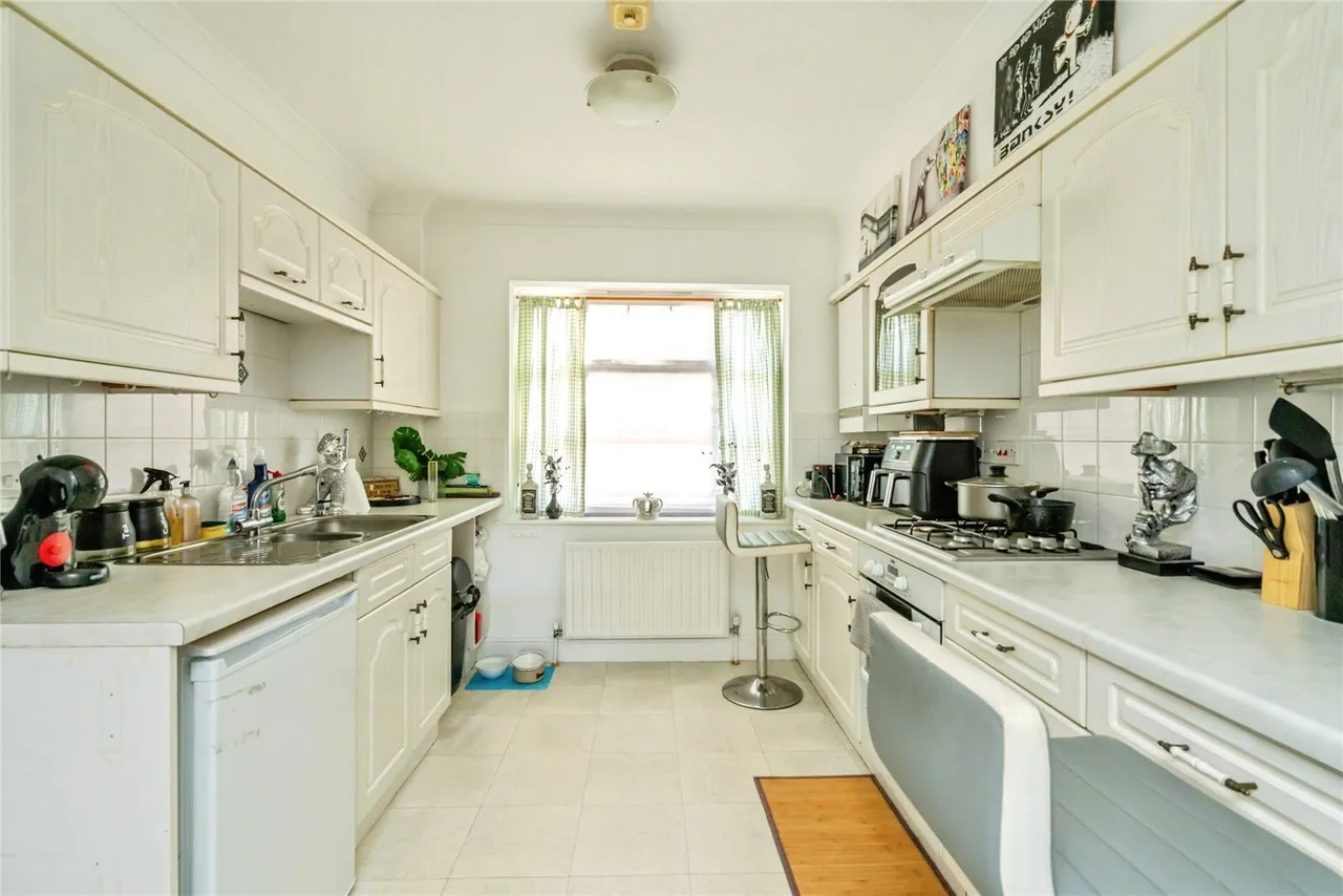 Peter Weston Place, Chichester, PO19, photo 11