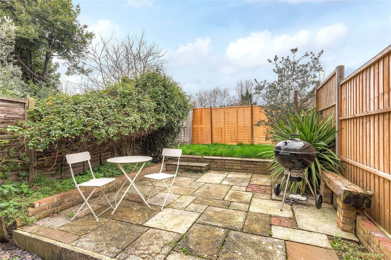 Knowsley Road, London, SW11, photo 12