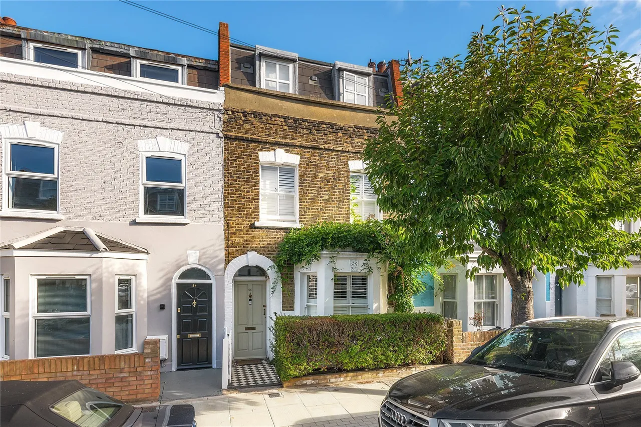 4 bed house for sale, Knowsley Road, London, SW11