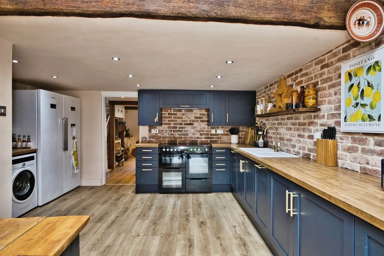Main Street, Ash, Martock, photo 6