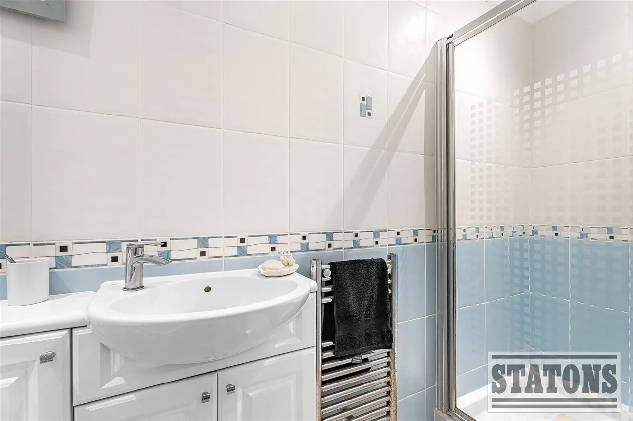 Alderman Close, Welham Green, North Mymms, Hatfield, AL9 7DS, photo 9