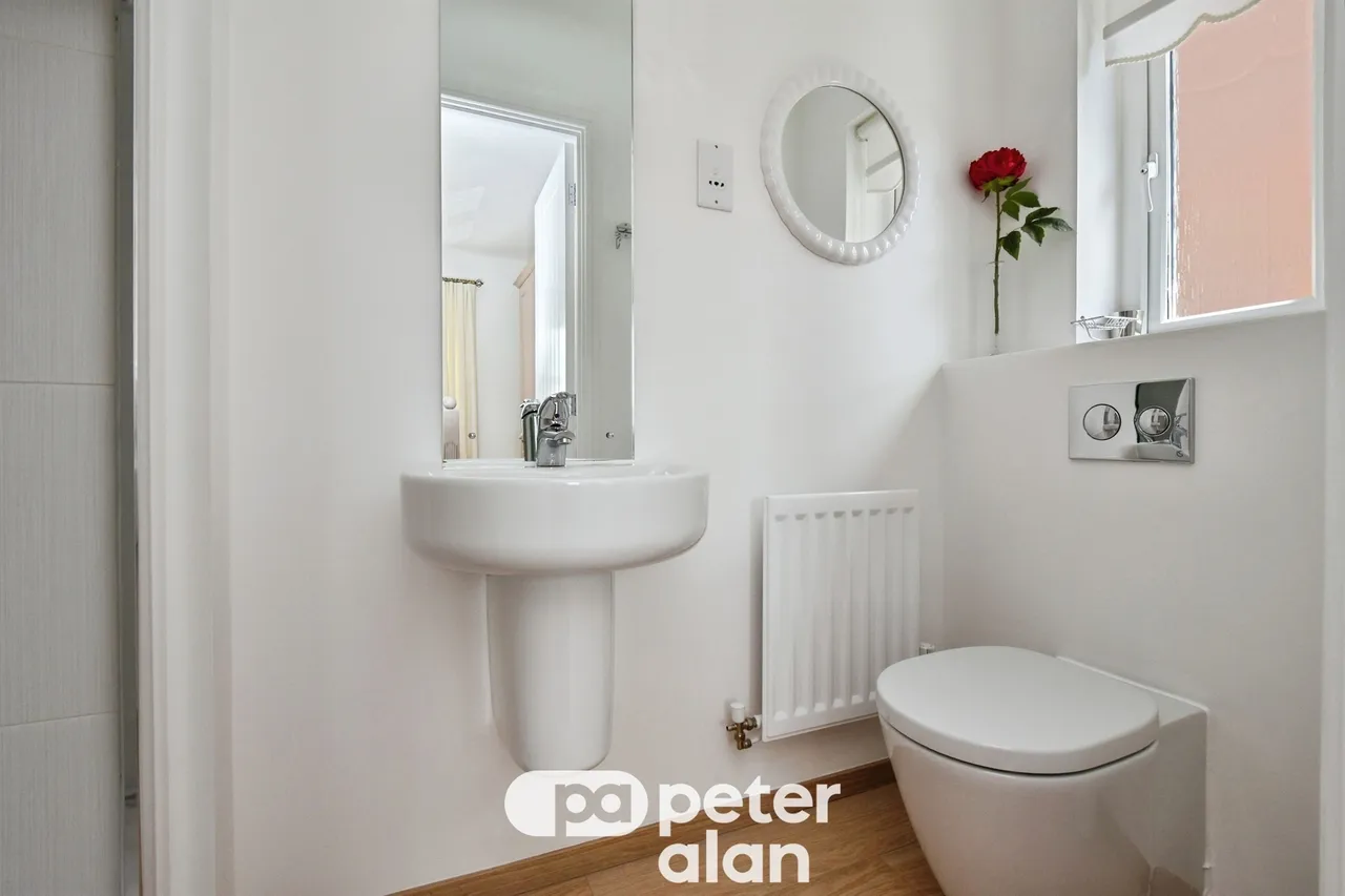 Heol Y Deri Aberdare, CF44, photo 17