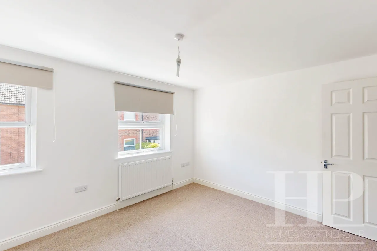 West Street, Crawley, RH11, photo 14