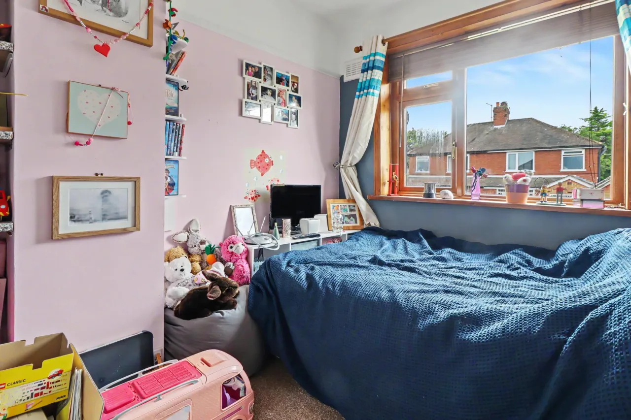 Sutherland Avenue, Stoke on Trent, photo 6