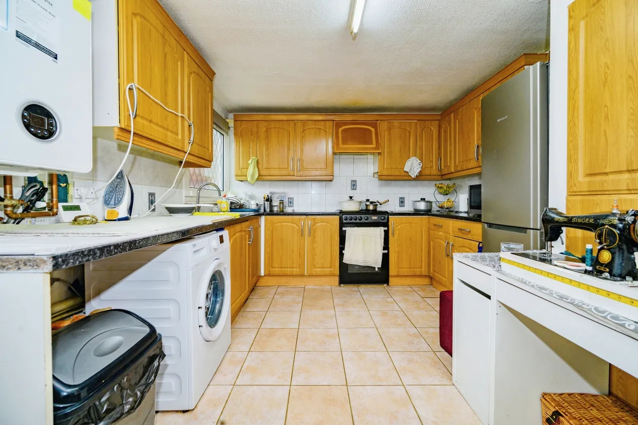 Sylam Close, Luton, Bedfordshire, LU3, photo 4