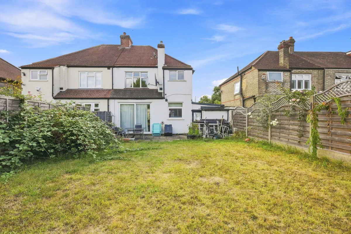 Roding Road, Loughton, IG10, photo 2