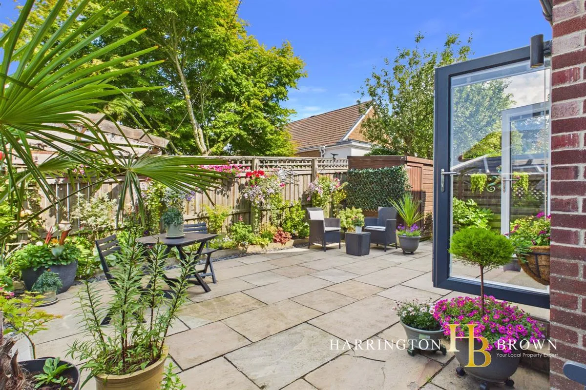 The Close, Shotley Bridge, photo 14