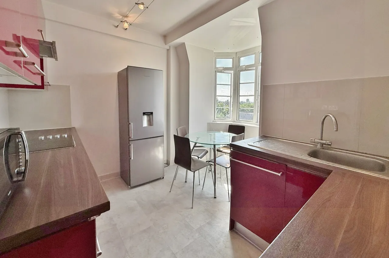 Hammersmith Road, Hammersmith, W6, photo 6