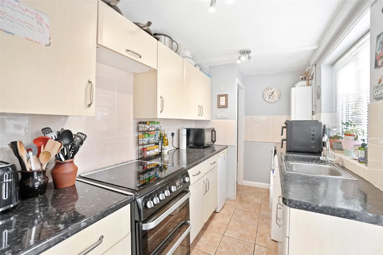 Radnor Gardens, Twickenham, TW1 4NA, photo 6