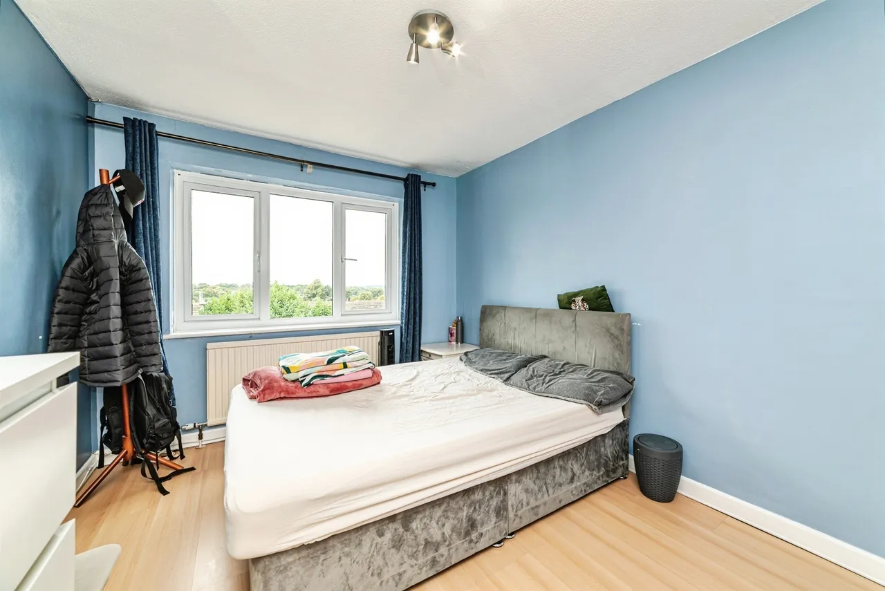 Sylvia Close, Basingstoke, RG21, photo 4