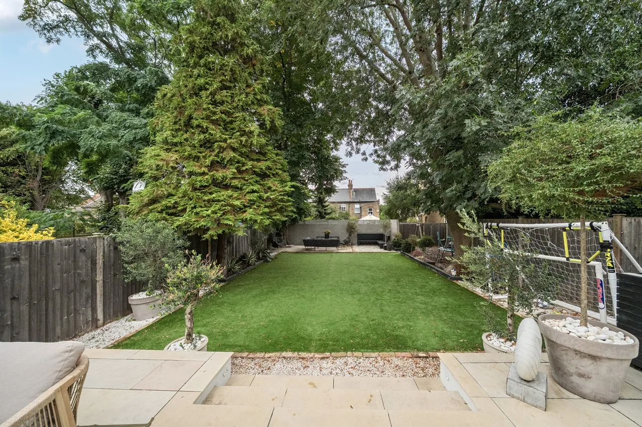 Longlands Road, DA15, photo 8