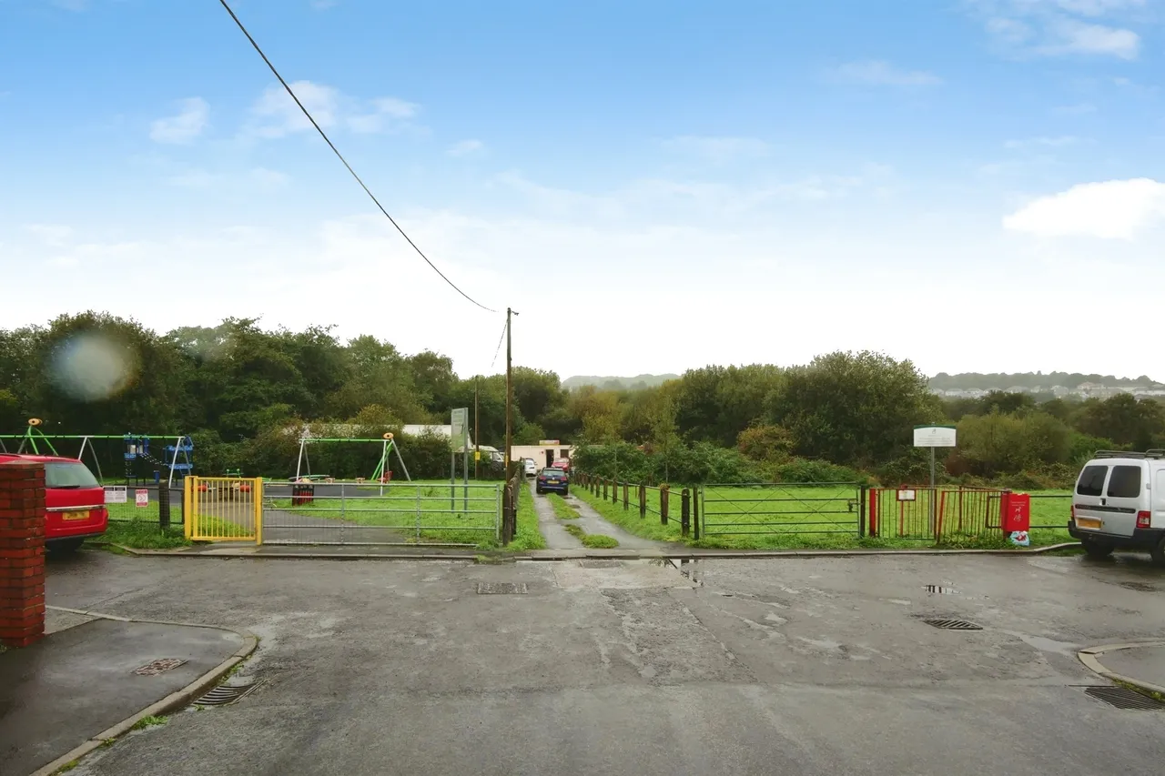 Harold Street, Llanharan, CF72, photo 13