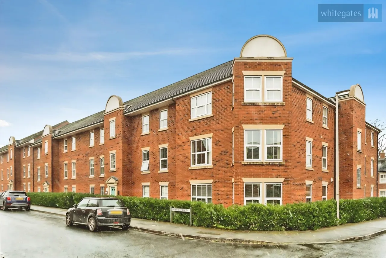 2 bed flat for sale, Lambert Crescent, Nantwich, CW5