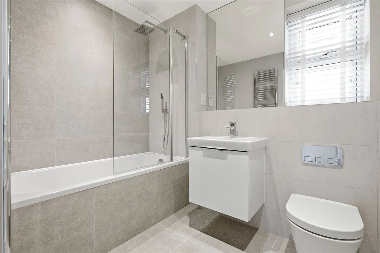 Bakeham Lane, Englefield Green, TW20, photo 14