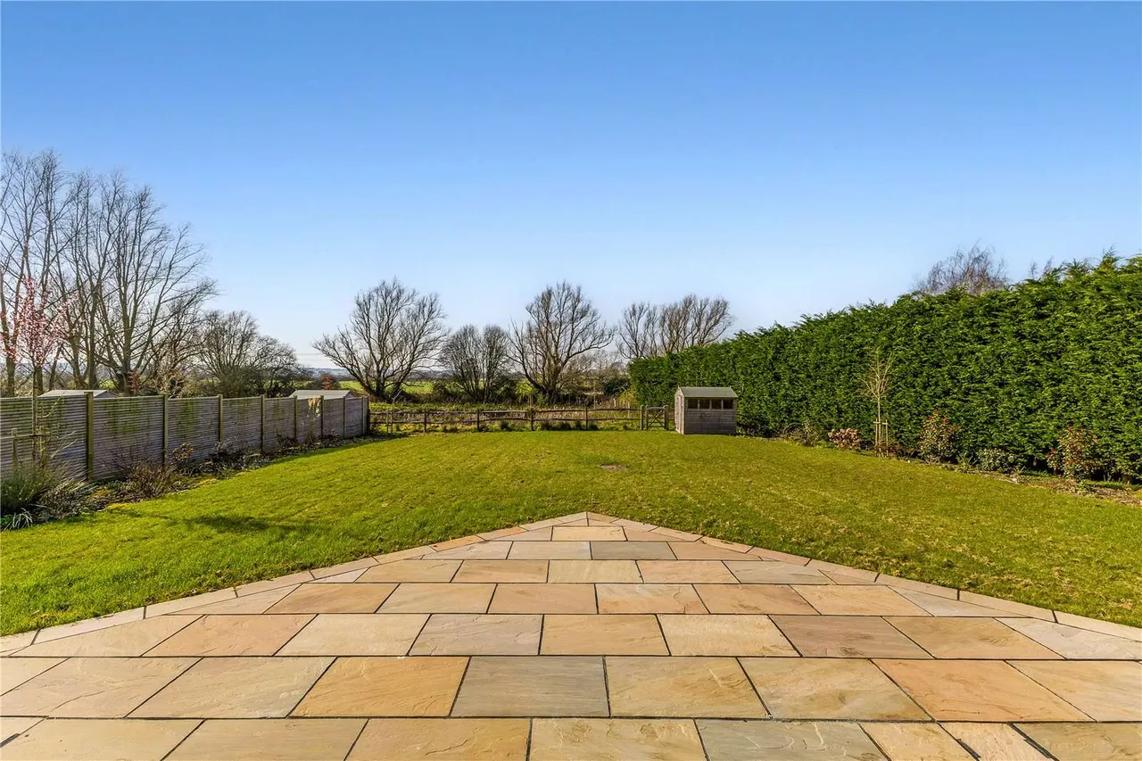 Sandpiper Close, Appledore, TN26, photo 14