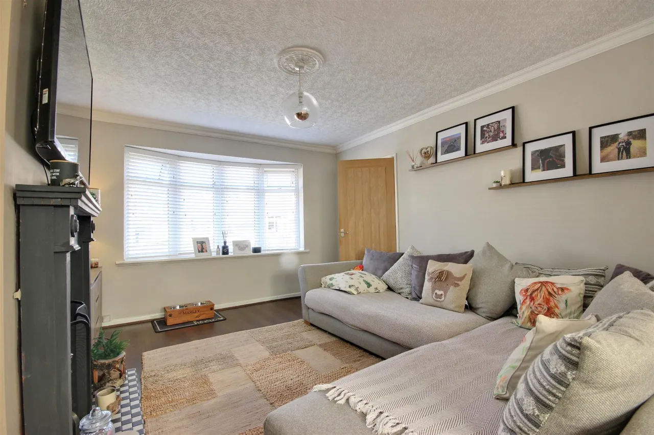 Brigg Drive, Hessle, photo 10