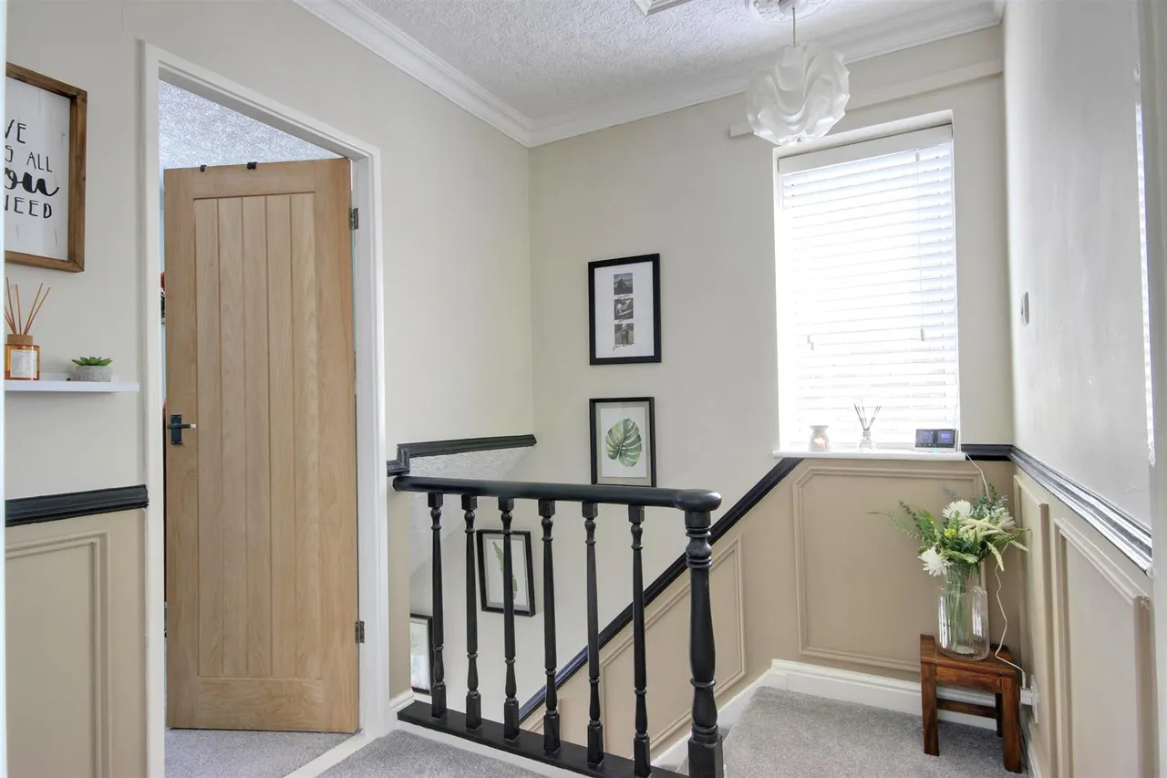 Brigg Drive, Hessle, photo 11