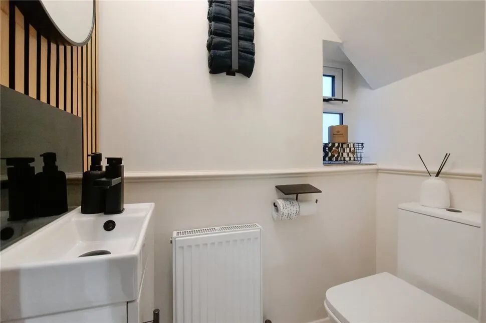 Somerset Avenue, Baildon, BD17, photo 6
