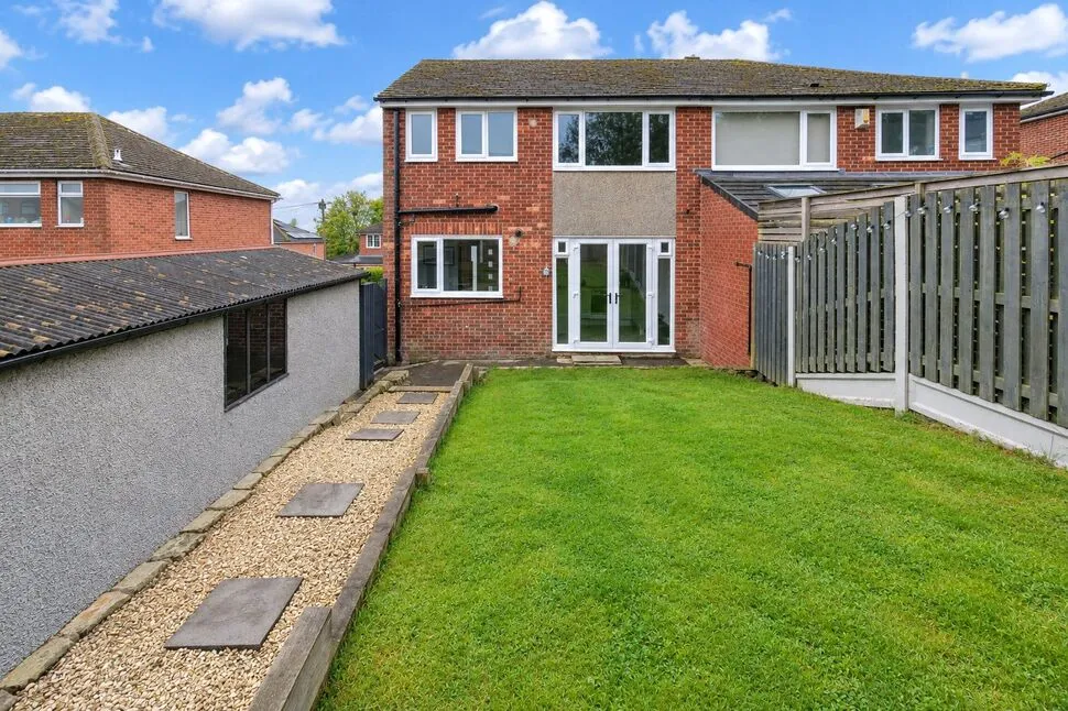 Somerset Avenue, Baildon, BD17, photo 19