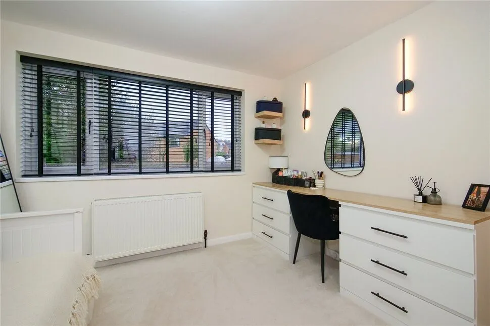 Somerset Avenue, Baildon, BD17, photo 12