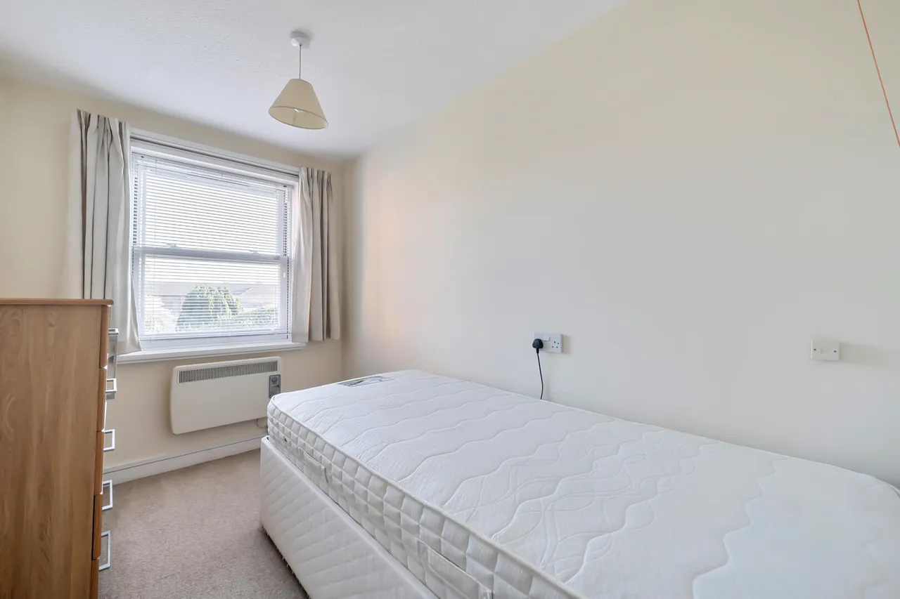 New Park Street, Devizes, SN10, photo 12
