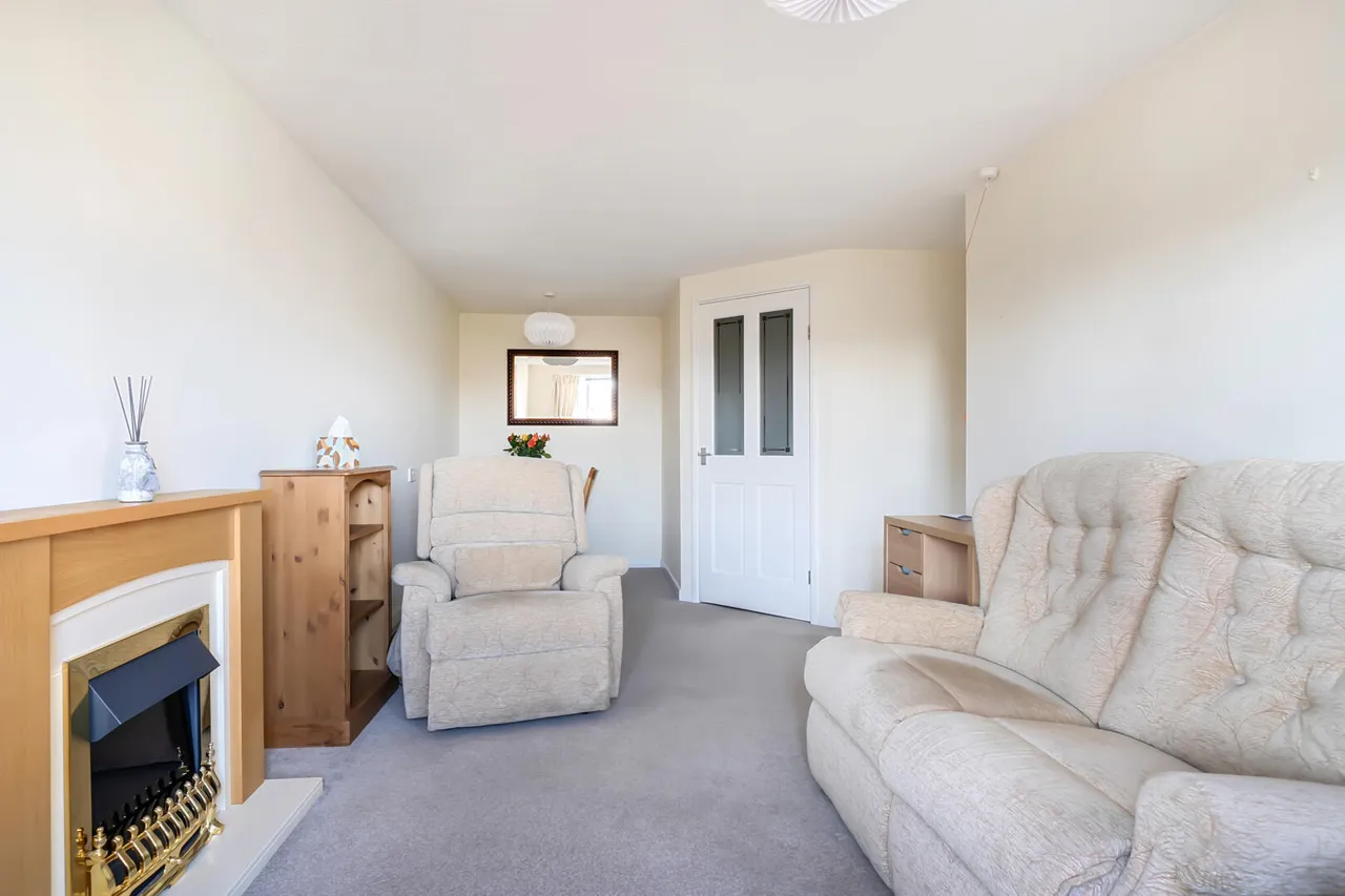 New Park Street, Devizes, SN10, photo 11
