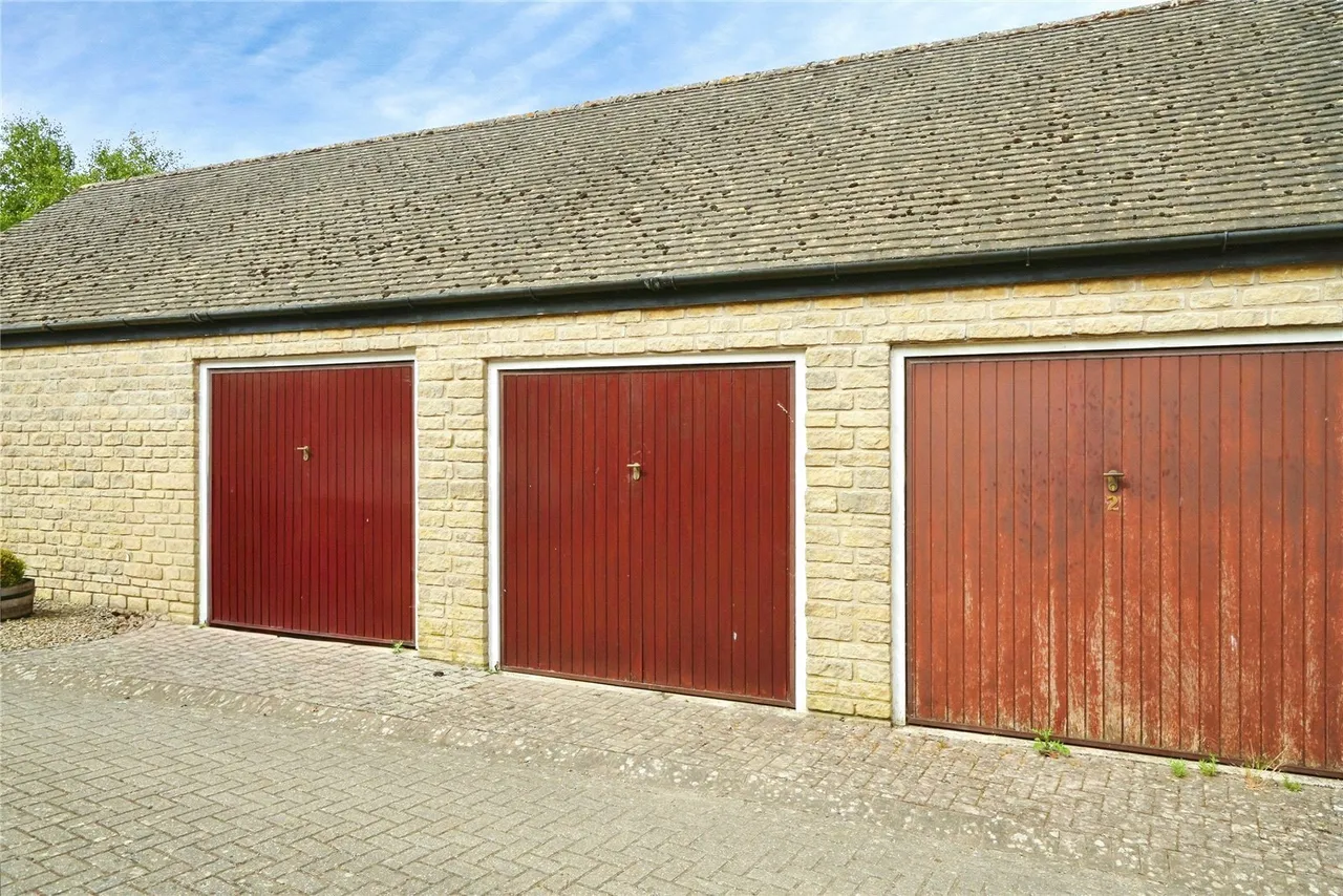 Pound Lane, Little Rissing, GL54, photo 16