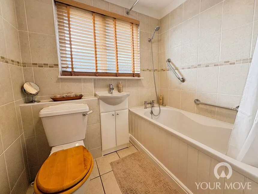 Highwood Close, Higham, ME3, photo 10